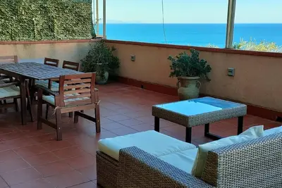 Image de Appartement de vacances Cefalù pour 2 - 6 personnes avec 4 chambres à coucher - Logement de vacances