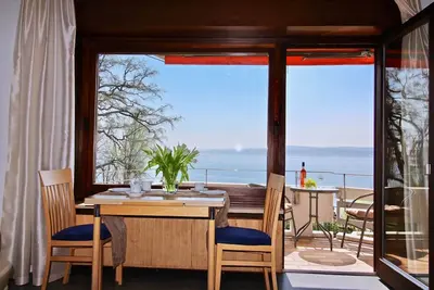Image de Lake view vacation apartment Strandweg with lake access - Überlingen am Bodensee