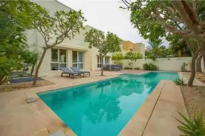 Image de Superior Renovated Luxury Villa in Prime Location
