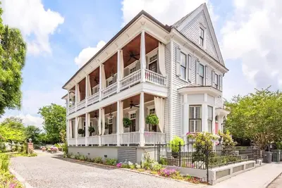 Image de The Inns - 10 Br Downtown Home - Amazing Location!