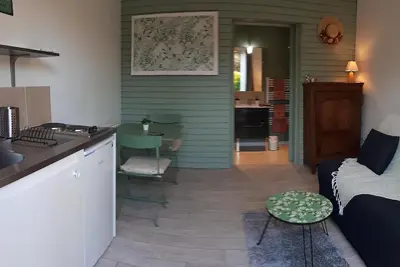 Image de Saba, studio d'hôtes à la campagne avec kitchenette