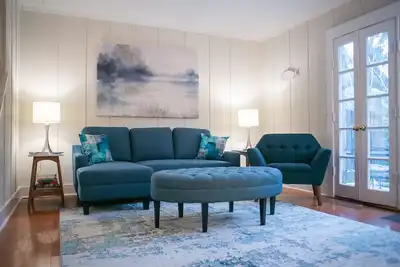 Image de Let Coastal Comfort be yours! Near beach and village; onsite pool, free bikes!