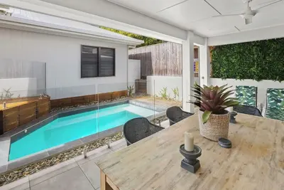 Image de Experience Serenity and Style at Carinya – Your Private Oasis in Palm Cove