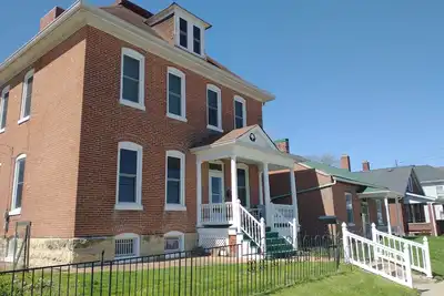 Image de Historic Hawley House, Fully Modernized