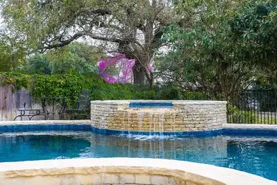 Image de Downtown Retreat 5 Individual Suites I Private Pool