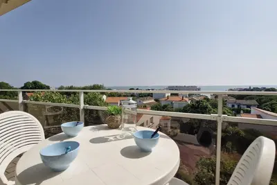 Image de Royan - Appartement Vue Mer - proximité plage et parking privatif
