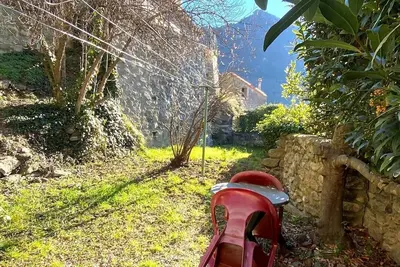 Image de T2 Dans Maison De Village Avec Jardin