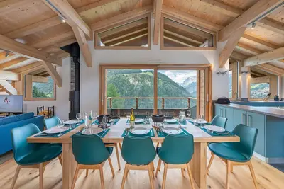 Appartement duplex pour 10 personnes proche du lac de vonnes.