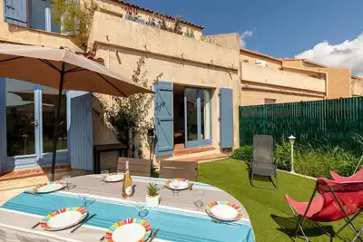 Image de Magnifique maison de vacances privée pour 6 personnes avec Wifi, Tv, terrasse et parking