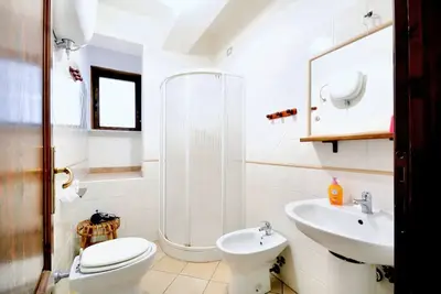 Image de Homerez - Maison lumineuse à Vibo Valentia, piscine partagée