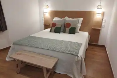 Image de 1 room with bathroom and breakfast near Urederra.