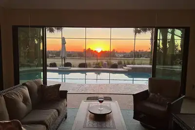 Image de Spectacular Hot Tub w/ Pool Home on Beautiful Golf Course View, Bbq, & WiFi!