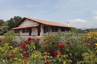 Image de Gîte 7 Chambres / 20 Personnes St Jean Pied de Port