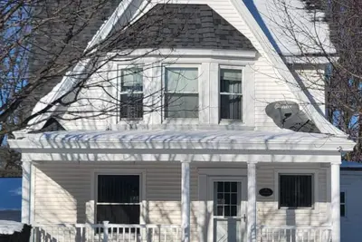 Image de Charming Cottage, close to all the sights.