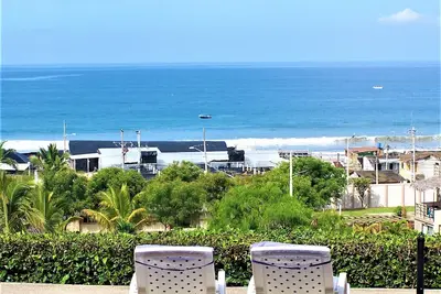 Image de Sun, Ocean, Cool Breeze, New Modern 3 Bedroom Villa