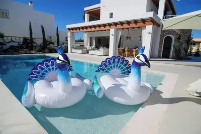 Homerez - Maison élégante à Sant Josep de sa Talaia avec piscine privée