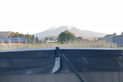 Image de 5 Bdr with Spa facing the Mountain Red Door