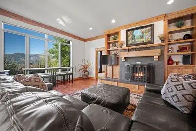 Image de Powder Mountain Trapper Lodge | Pool | Game Room