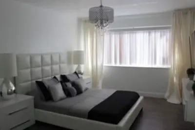 Image de Beautiful 2 Bedroom With Game Area