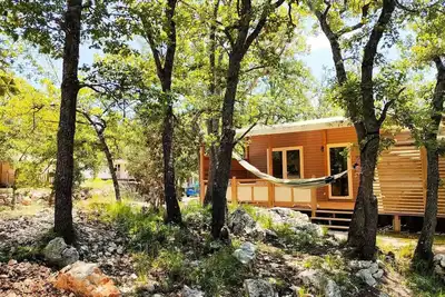 Image de Mobil home Arizona avec Jacuzzi 4 pièces 6 personnes Climatisé