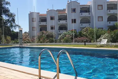 Image de Apartment - Sleeps 2, Parking & Pool Access