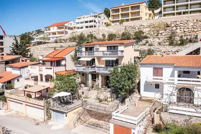 Image de Appartement de deux chambres avec le balcon et la vue sur le mer Drage, Biograd (A-19189-c)