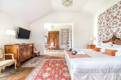 Image de Charmante suite avec Sauna au Château Le Fresne