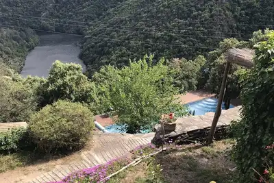 Image de Mas Cevenol de charme au dessus de la rivière avec grande Piscine et Jacuzzi