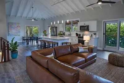 Image de The Hideaway Hull Bay Beachfront Villa 1