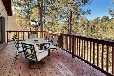 Image de Journeys End | Near Village of Ruidoso, Fireplace!