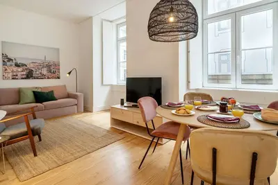 Image de Modern 1bdr in Downtown Lisbon by LovelyStay