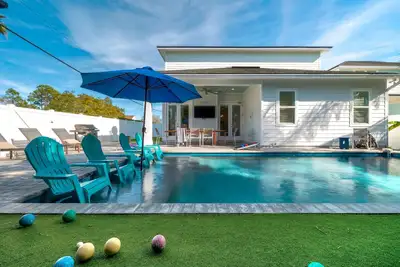 Image de Luxury Beach Getaway w/ Heated Pool & Game Room