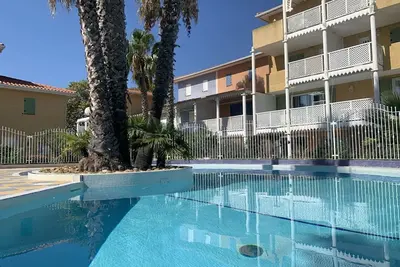 Image de Joli appartement pour 4 personnes avec Wifi, piscine, Tv, terrasse, animaux admis et parking