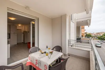 Image de Bel appartement pour 4 personnes avec climatisation, Tv, terrasse et parking