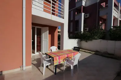 Image de Appartement de deux chambres avec la terrasse Baska, Krk (A-19200-b)