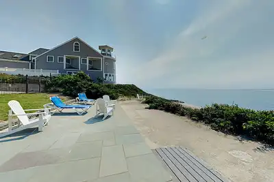 Image de Quaint condo near private beach access with fireplace - close to dining