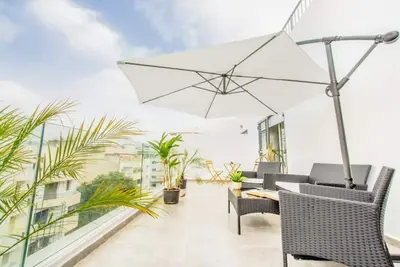 ⌛Rooftop Rétro Apt, Steps to Arribat-Center+Patio