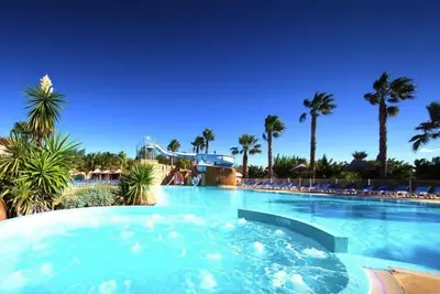 Image de Maison א Vias Plage avec Piscine