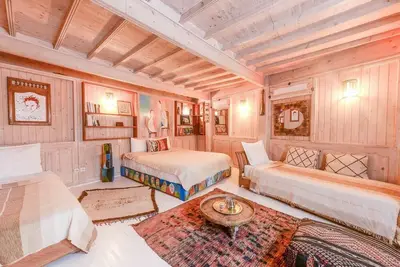 Image de Sea view private apartment.