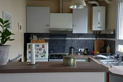 Image de Appartement  traversant  dans une résidence arborée