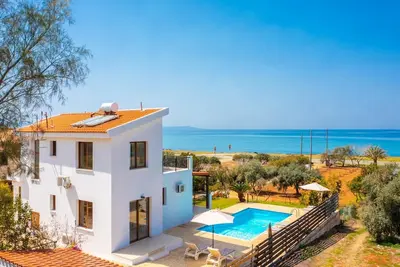 Image de Villa Sunset - Trois Chambres Villa, Couchages 8