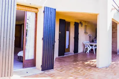 Image de Rez de villa Ă Carry le rouet Vue mer Jouissance piscine.