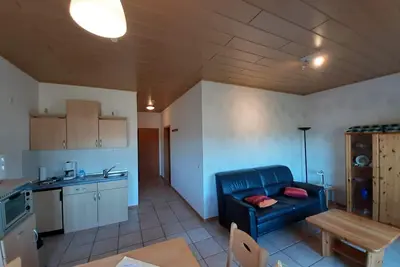 Image de Location-Classique-Salle de bain privée séparée-mit Moselblick 2