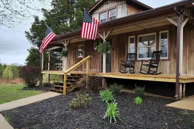 Image de Relaxing retreat within miles from various activities