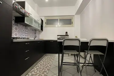 Image de Apartment in complex with playground and supermarket
