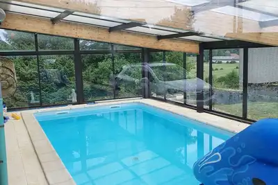 Image de Jolie maison plain pied non clĂ´turer avec piscine couverte non chauffer