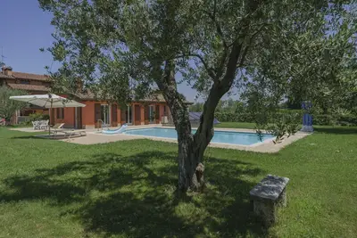 Image de La Casina Apartment - with garden and pool