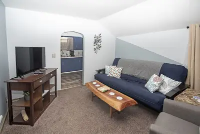 Image de Th3-Updated Apartment Downtown Munising, Walk to Attractions & Lake Superior