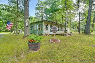 Image de 'Cozy Corner Cottage' Near East Twin Lake!