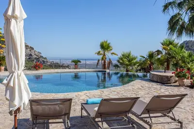 Image de Villa Magnolia - Luxury Mallorcan finca with tennis court, mountain and sea. . .